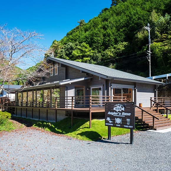 奈良県下北山村にTALOログハウスのカフェ＆アウトドアショップが誕生！